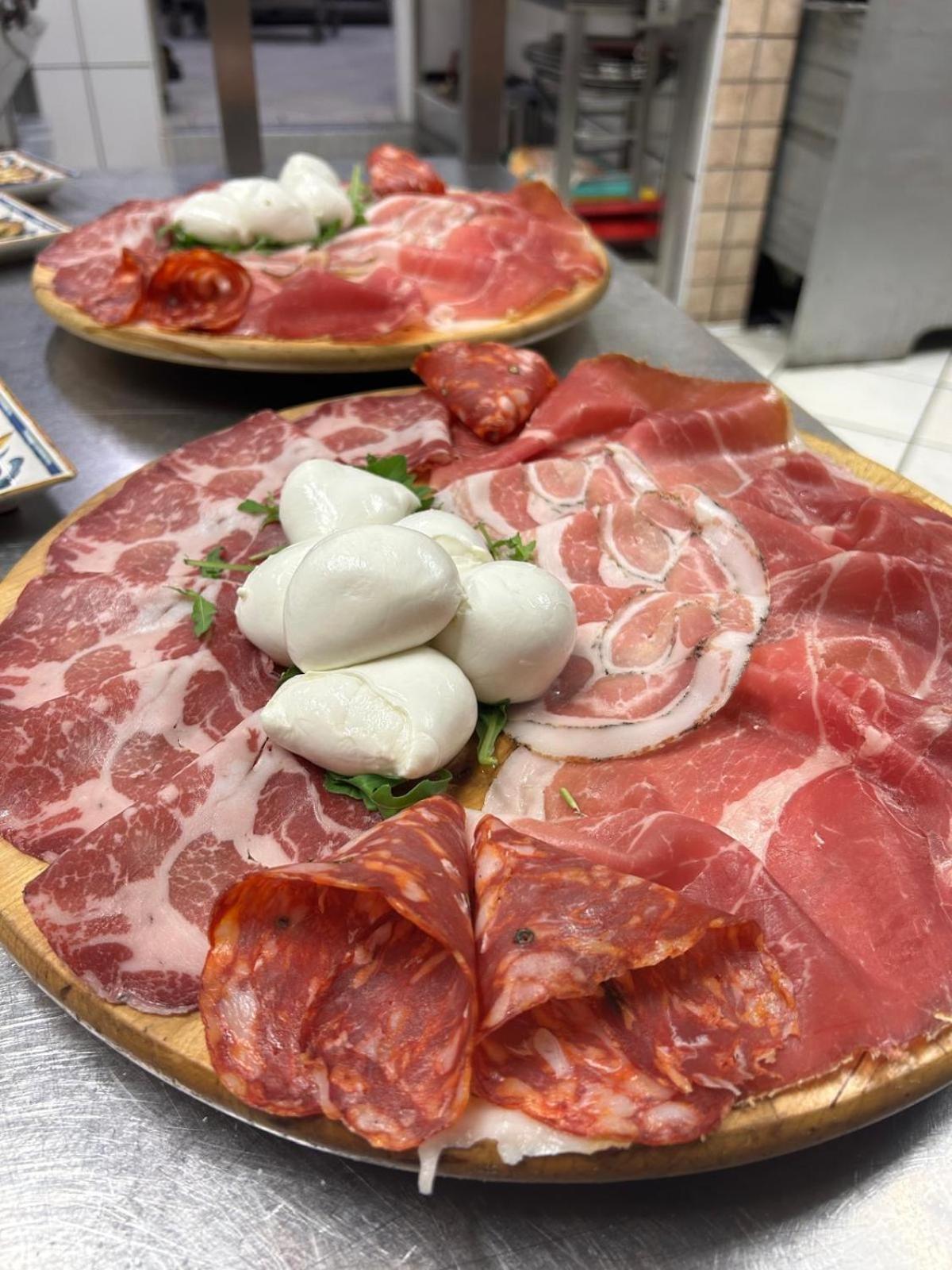 Rooms & Restaurant Il Castagneto 캄파냐 외부 사진