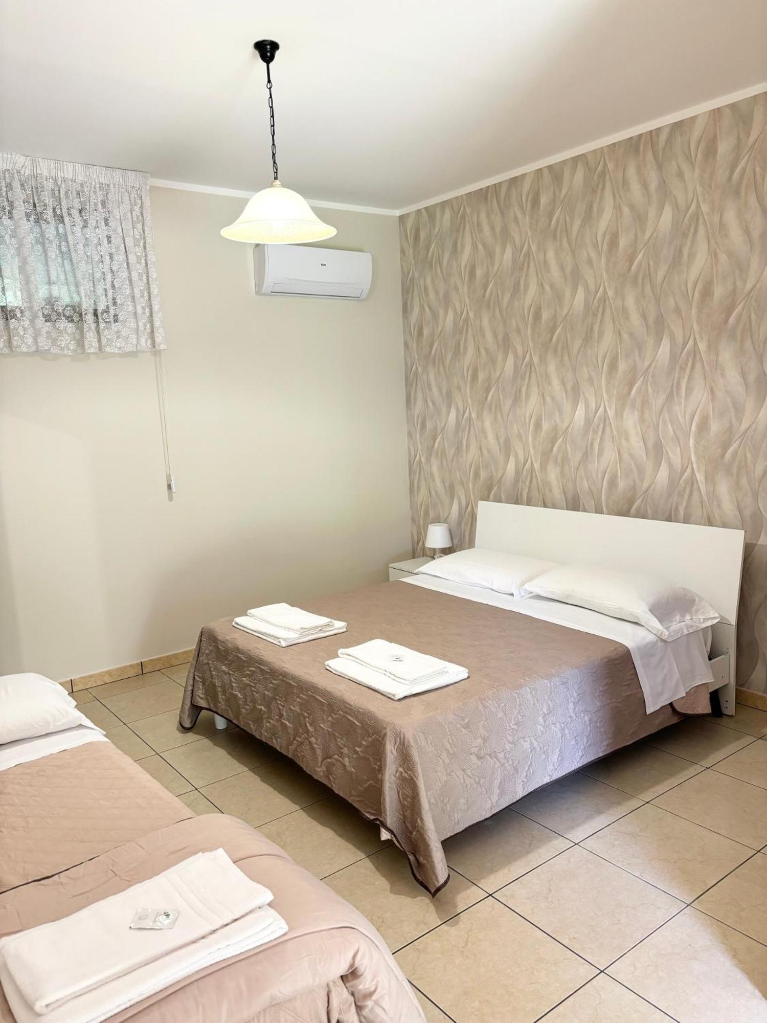 Rooms & Restaurant Il Castagneto 캄파냐 외부 사진