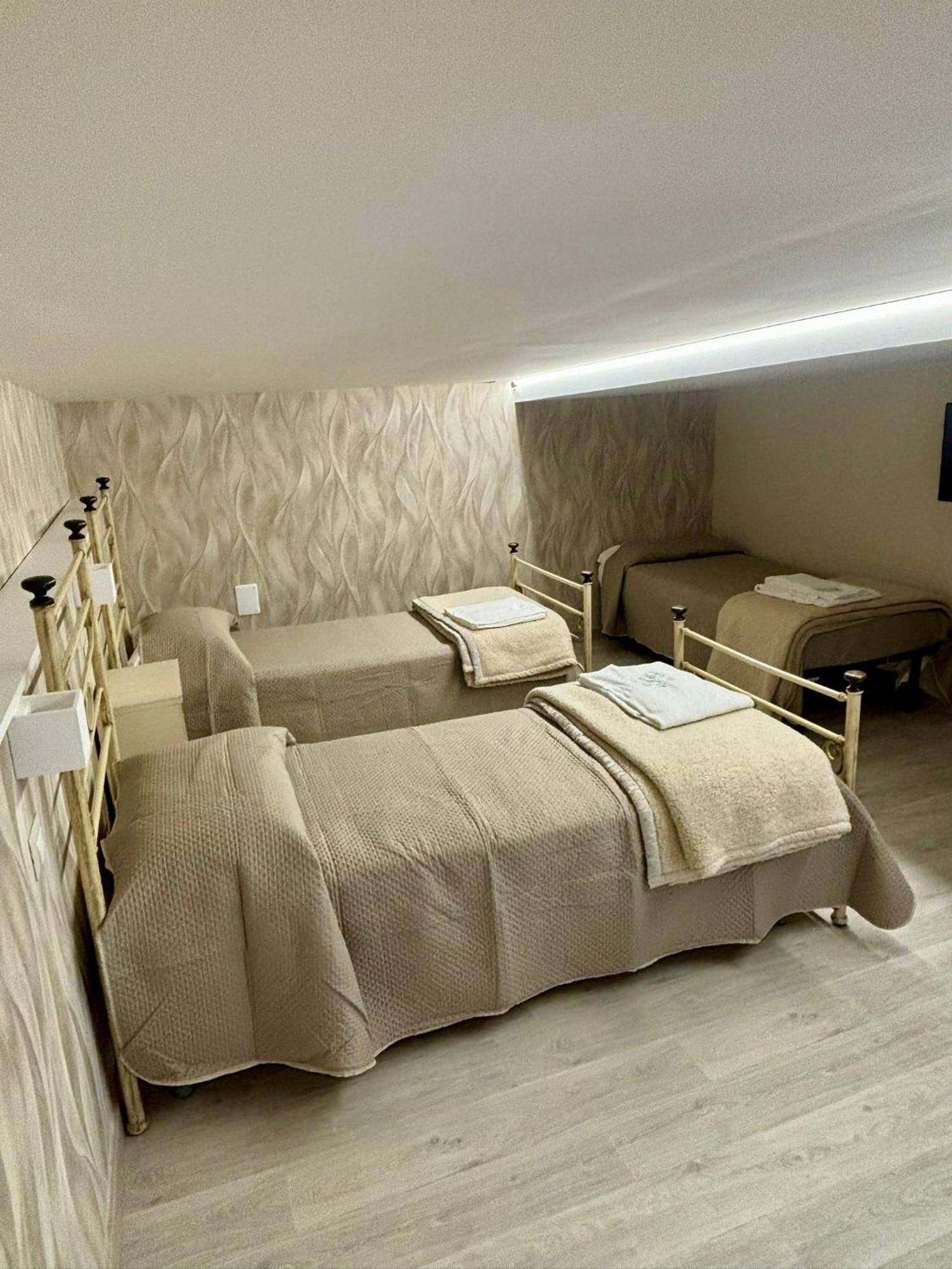 Rooms & Restaurant Il Castagneto 캄파냐 외부 사진
